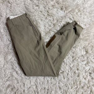 Women’s Size 24L Tan Tailored Sportsman Knee Patch Horseback Riding Breeches